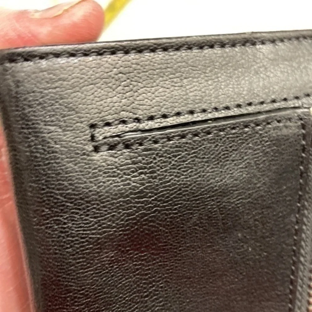 Tusk black leather wallet